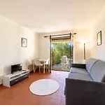 Les Mas De Pramousquier-12 By Interhome Apartman